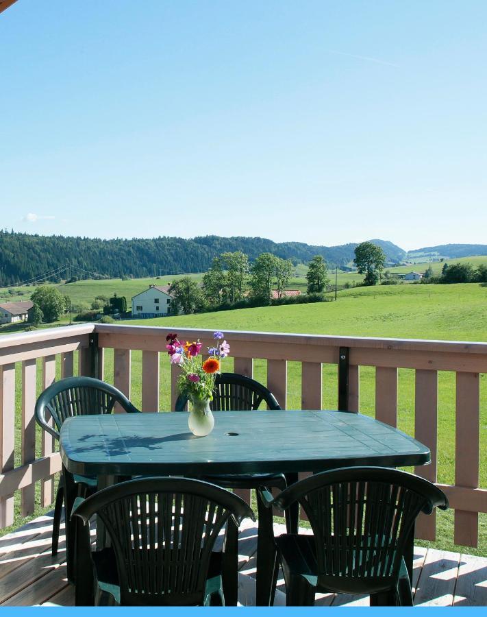 Nanchez Chalets De Tremontagne 3 Etoiles מראה חיצוני תמונה
