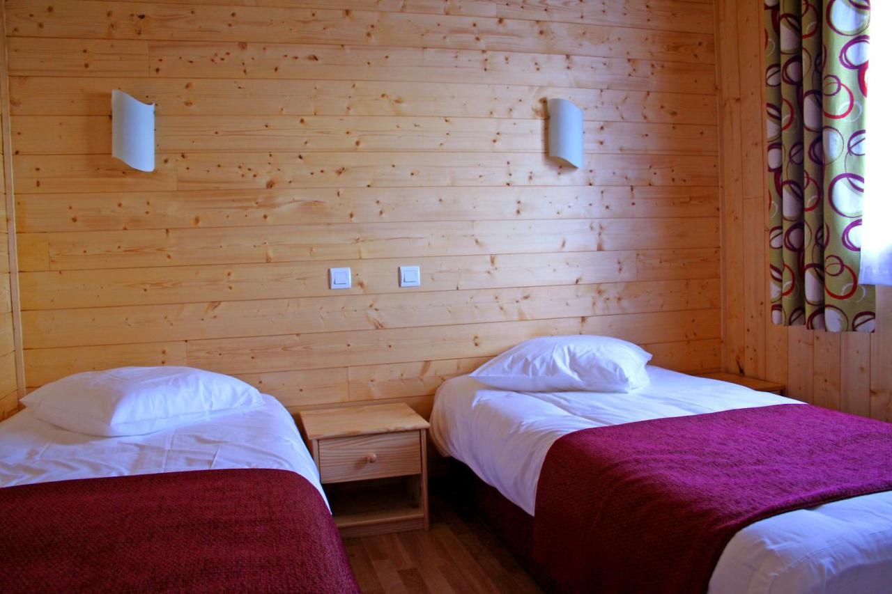Nanchez Chalets De Tremontagne 3 Etoiles מראה חיצוני תמונה